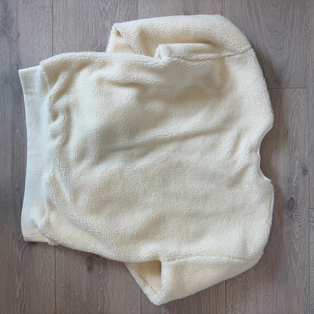 The Bar Sherpa Sweatshirt - Picture 5 of 7